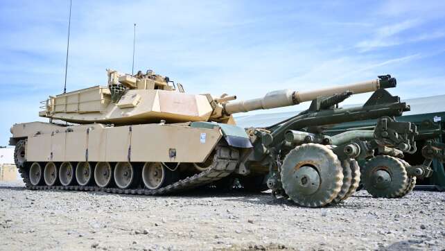 Erste Abrams-Panzer aus USA in Ukraine angekommen