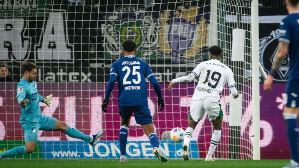 Schmadtke lobt Gladbacher Mentalität nach spätem 2:1-Sieg