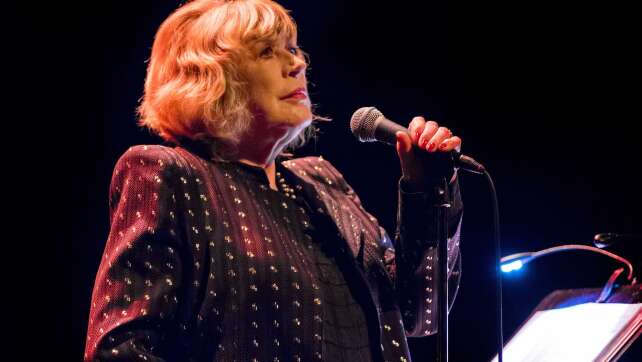 Tributealbum: Stars helfen erkrankter Marianne Faithfull