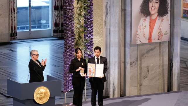 Iranerin Narges Mohammadi mit Friedensnobelpreis geehrt