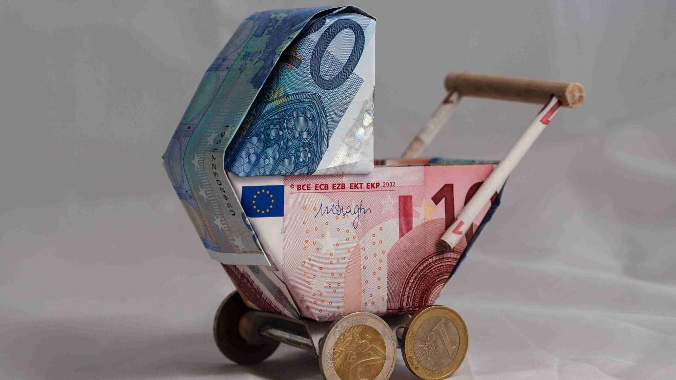 Kinderwagen Geld