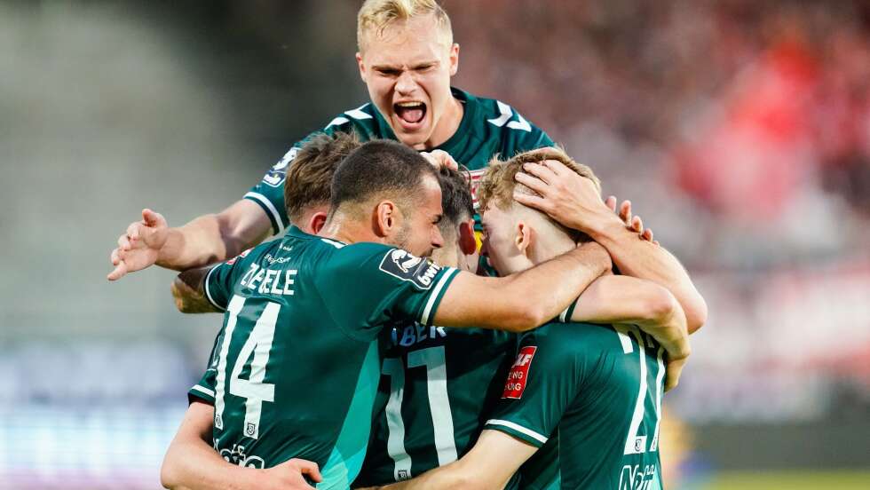 Regensburg zurück in der 2. Liga - Sieg beim SV Wehen