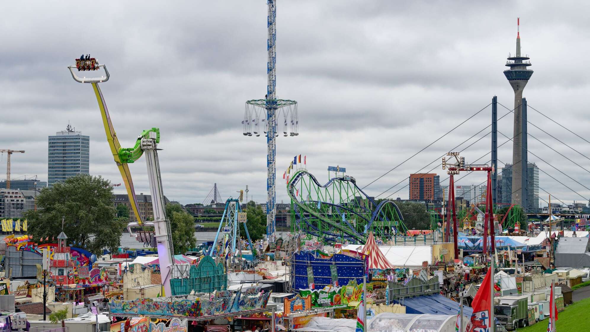 Beginn Rheinkirmes