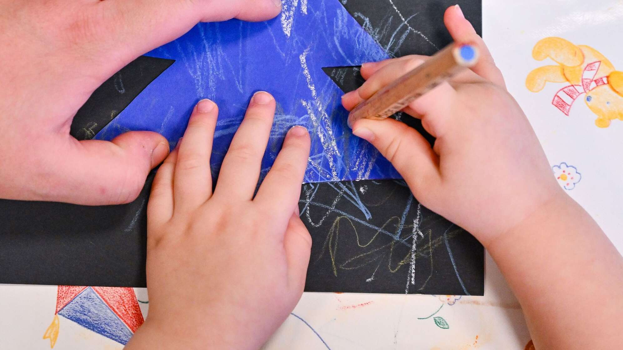 Das Kindergeld soll sowohl 2025 als auch 2026 steigen.