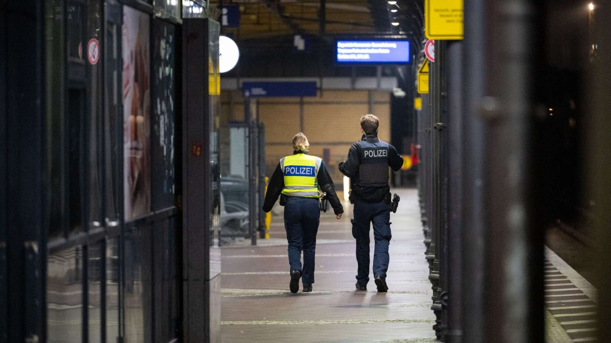 Polizeieinsatz am S-Bahnhof Neukölln