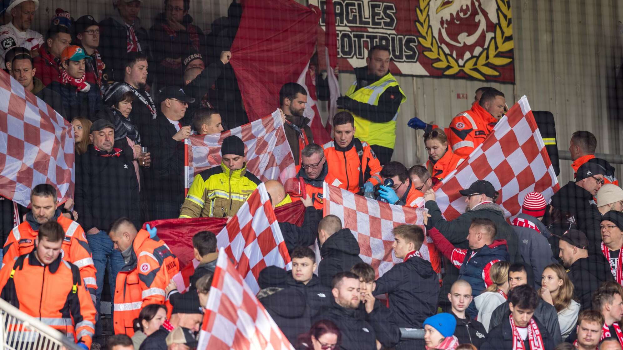Energie Cottbus - Borussia Dortmund II - medizinischer Notfall