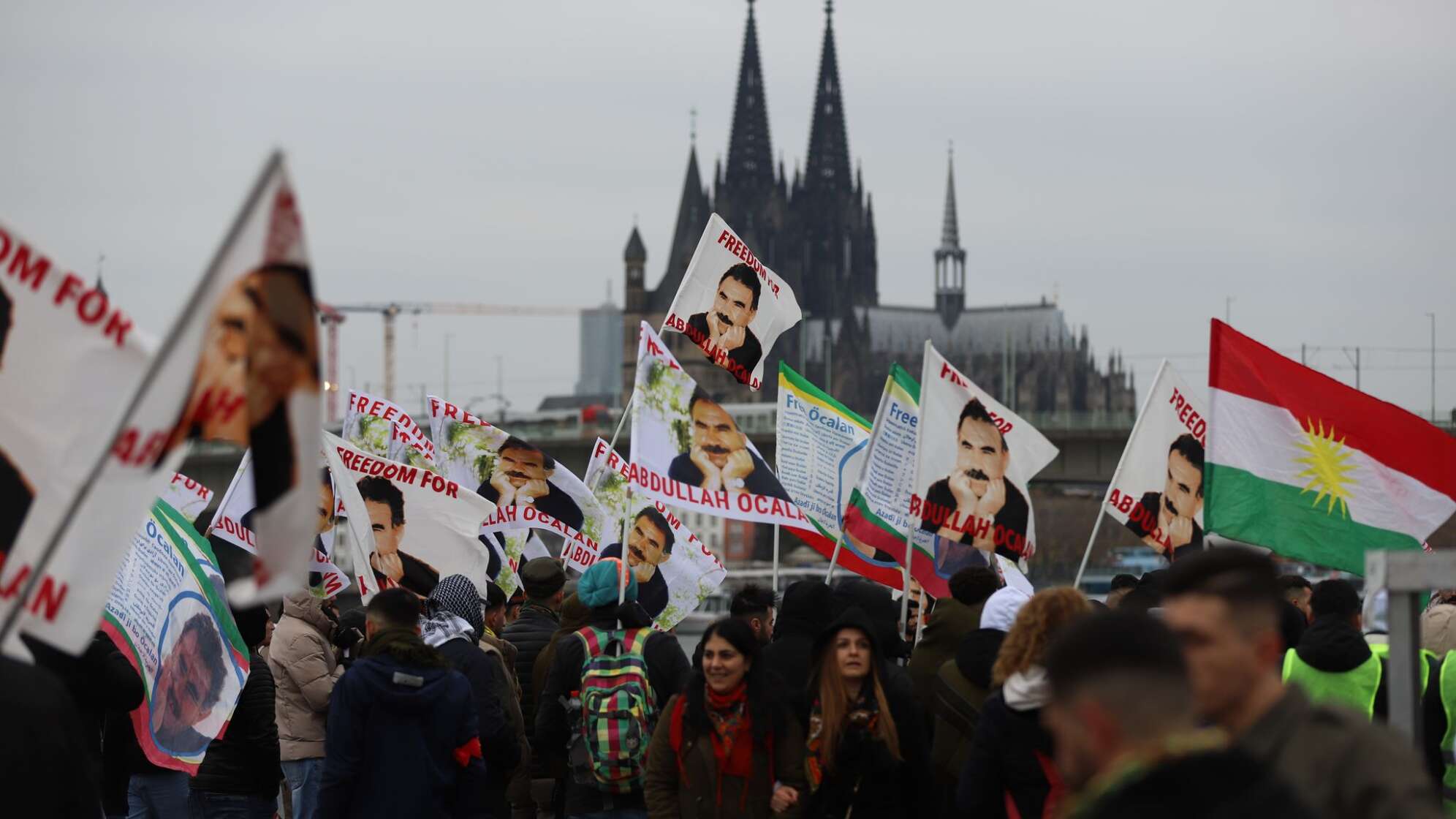 Demonstration des kurdischen Dachverbands Kon-Med