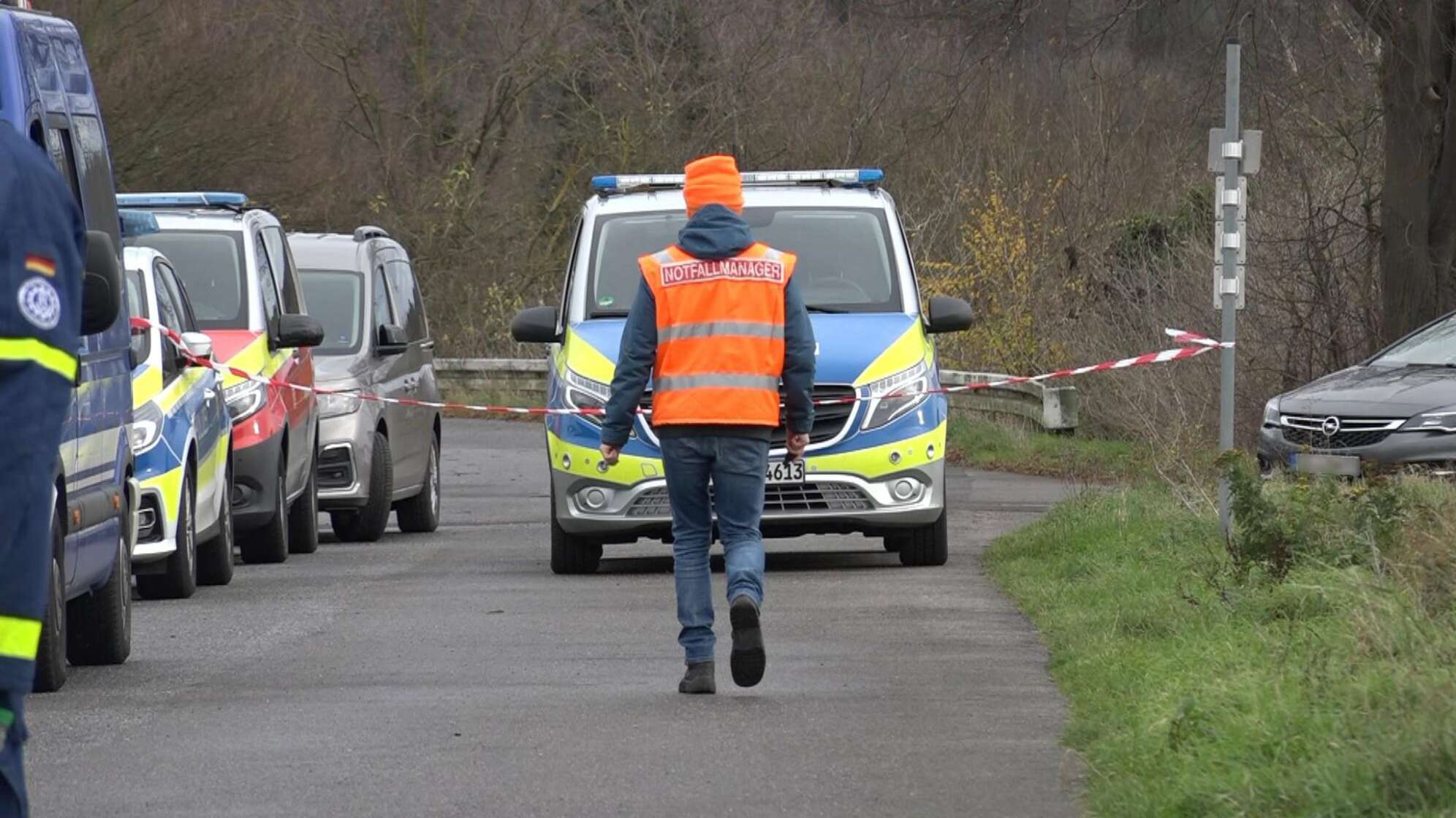 80-Jähriger wird von Zug erfasst und stirbt